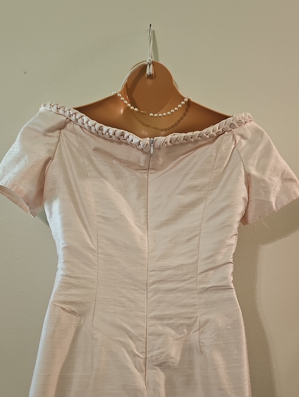 Watters & Watters VTG Pale Pink Silk Shantung Braided Neckline Formal  Gown Sz14 - Picture 4 of 9